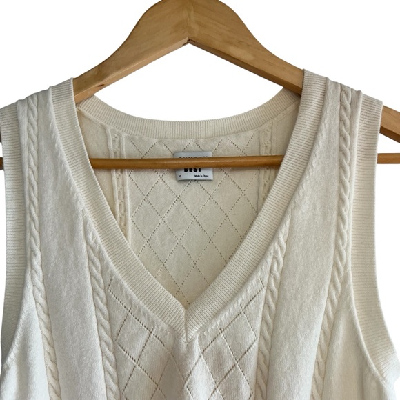 Sunday Best wool & cotton cable knit sweater vest size S excellent condition - Picture 3 of 9